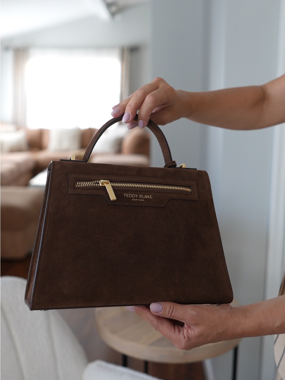 Teddy Blake Ava Suede 11’Brown Top-Handle Bag - Picture 5 of 7